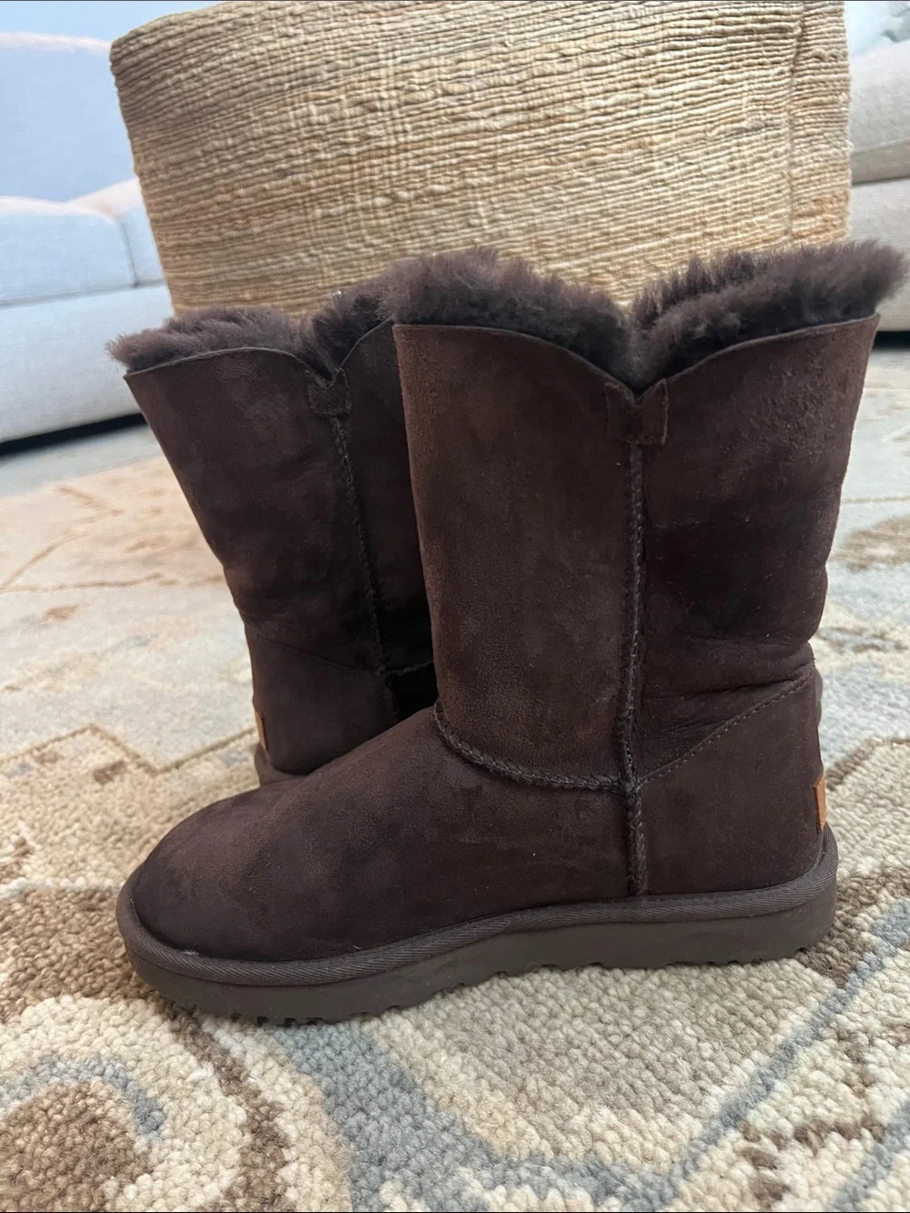 UGG short boot